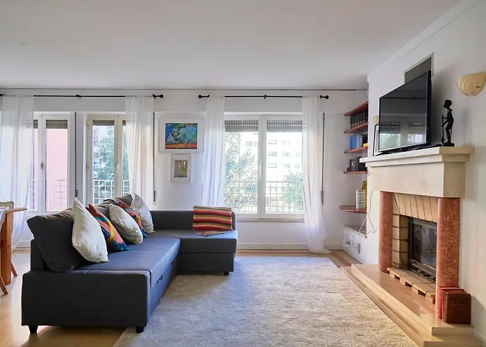 Modern With Swiming Pool & Garage - דירה ליסבון
