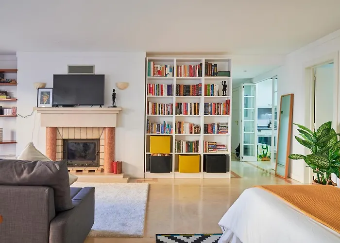 דירה Modern With Swiming Pool & Garage - *