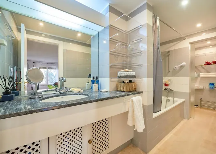 דירה Modern With Swiming Pool & Garage - ליסבון