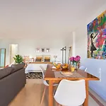 Modern With Swiming Pool & Garage - *