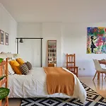 Modern With Swiming Pool & Garage - Lissabon